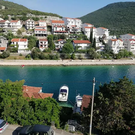 Διαμέρισμα Vito Neum